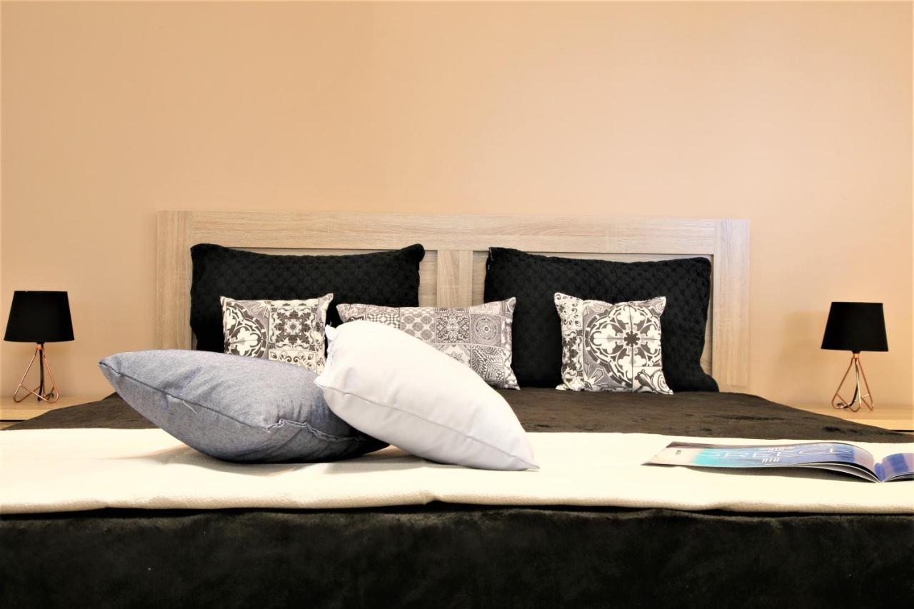 Gk Airport Suites - Free Shuttle By Gk Properties Markópoulon エクステリア 写真
