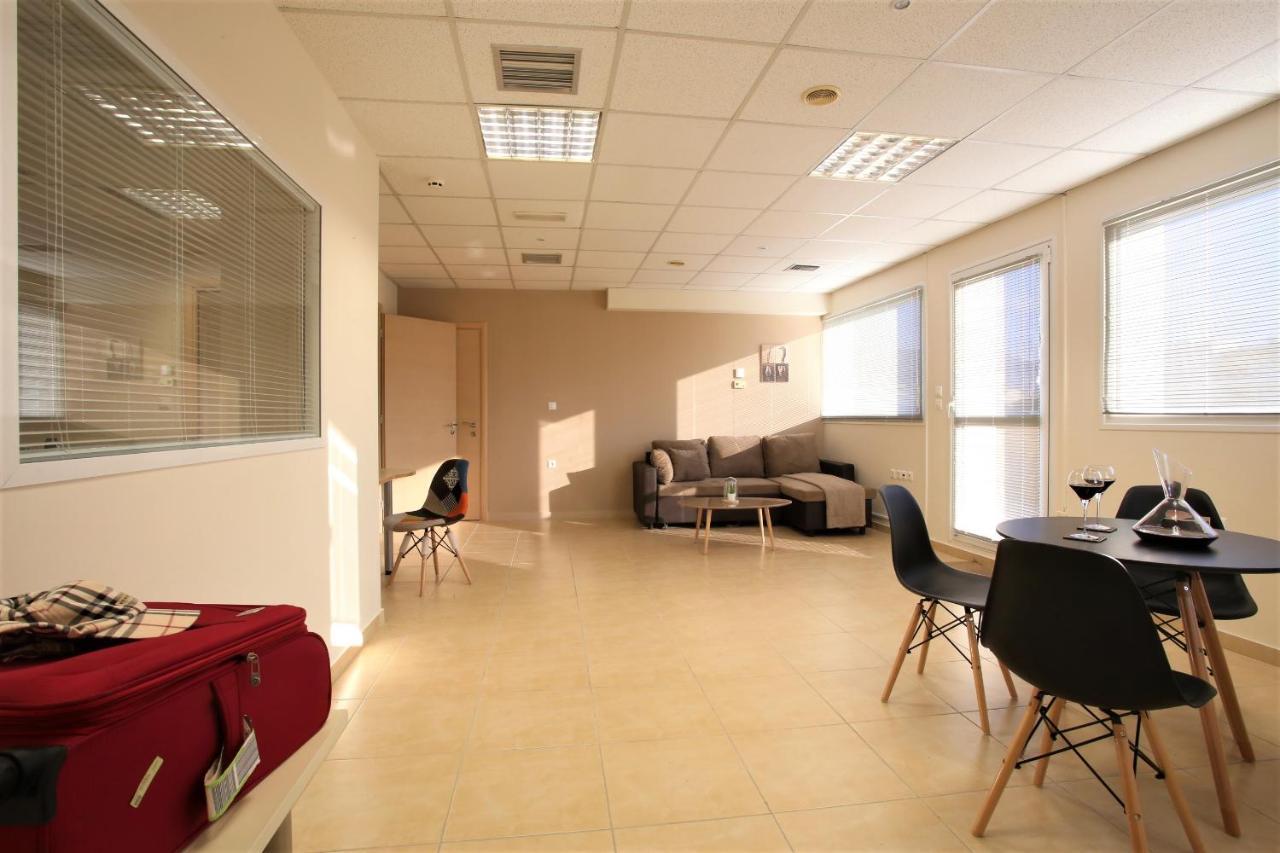 Gk Airport Suites - Free Shuttle By Gk Properties Markópoulon エクステリア 写真